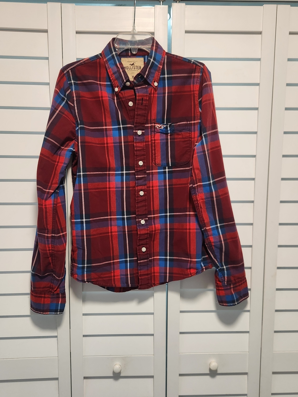 Hollister Red and Blue Plaid Button-Down Shirt